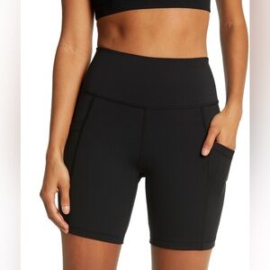 Zella Black Bike Shorts with Pockets Size Small